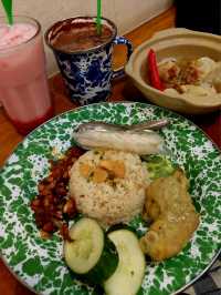 24 Hours Kopitiam in Surabaya - Kedai Ciamso