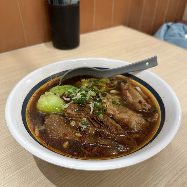 台灣料理！初遇•台小鍋•茶飯館
