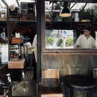 BAY ร้านกาแฟสุดเท่และถ่ายรูปสวยย่านอารีย์