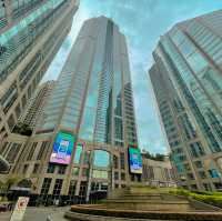 โรงแรมหรู กลางถนนวิทยุ Conrad Bangkok