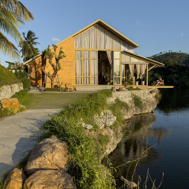 Serene House