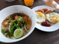 Simon riverside hotel โรงแรมวิวกลักล้าน @วังเวียง