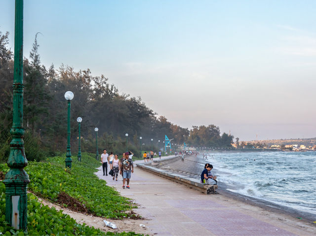 호치민 근교 판티엣...Doi Duong Beach