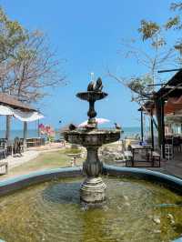 Laciana by the sea 