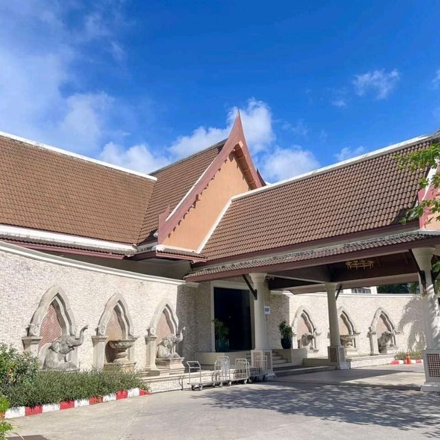 พิกัดรีสอร์ทที่เป็นโอเอซิสใจกลาง หาดป่าตอง ภูเก็ต