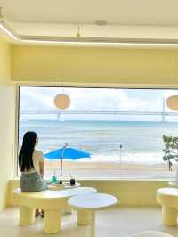 한입 미니 수플레 치즈폼🧀과 파도크림🌊 오션뷰까지 꼭 방문할것!