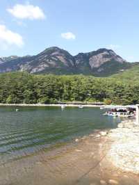 Sanjung Lake 