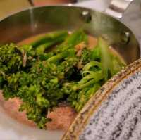 用餐搭配無敵河景 高貴不貴