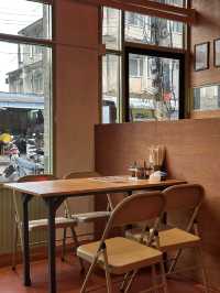 ร้านอาหารง่ายๆ ฉบับนักเรียน ร้านออกรส สกลนคร
