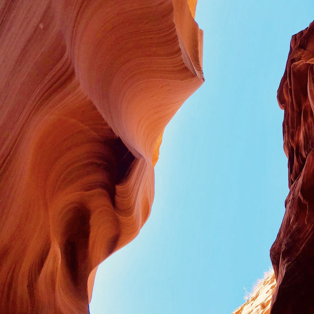 Antelope Canyon: Nature’s Sculpted Masterpiece for Photographers