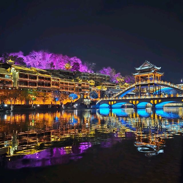 เมืองโบราณเฟิ่งหวง | 凤凰古城 