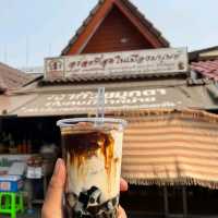 ลำพูนเมืองเล็กๆที่น่ารัก วัดสวย ของกินอร่อย 