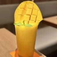 開吾開心試咗先知嘅開心果蜜糖窩夫
