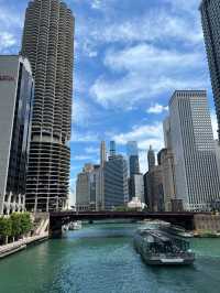 시카고 가성비 좋은 Trump International Hotel & Tower® Chicago