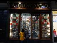 【イタリア・トリノ】独特の三角屋根のフォルムのトリノのチョコレート