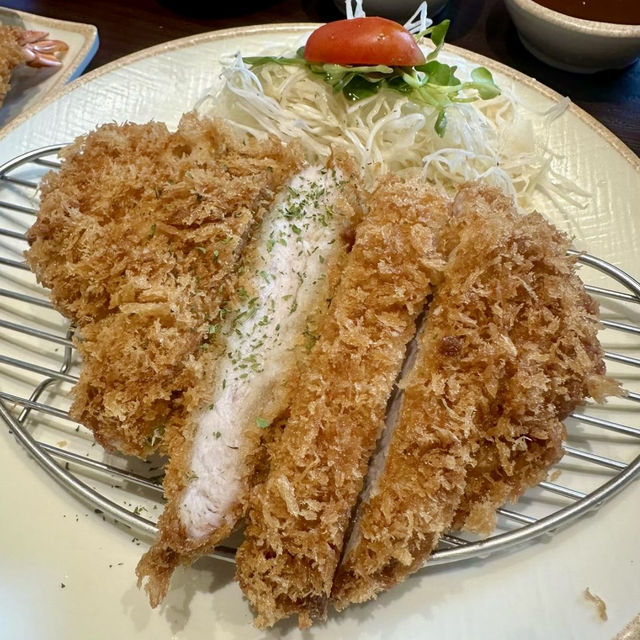 【韓国】ホンデにあるトンカツ定食が絶品の『オレのカツ』