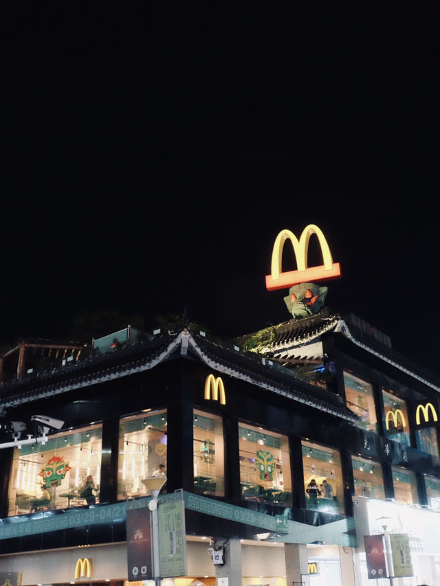Hello Shenzhen! ตะลุยกิน เล่นกะแมว 😻