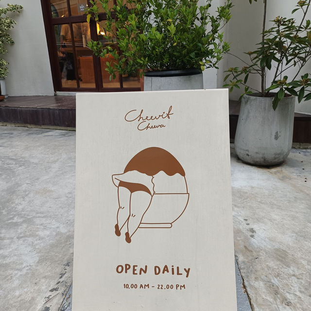 Sweet Escapade at Cheevit Cheeva, Hatyai