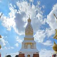 พระธาตุพนมวรมหาวิหาร อำเภอธาตุพนม จังหวัดนครพนม 