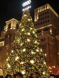 Christmas Magic at the Bund: Shanghai’s Holiday Wonderland