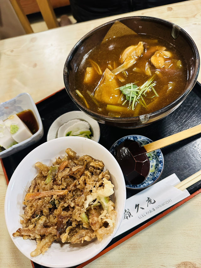 冬にぴったりな身体温まる本格手打ち蕎麦！