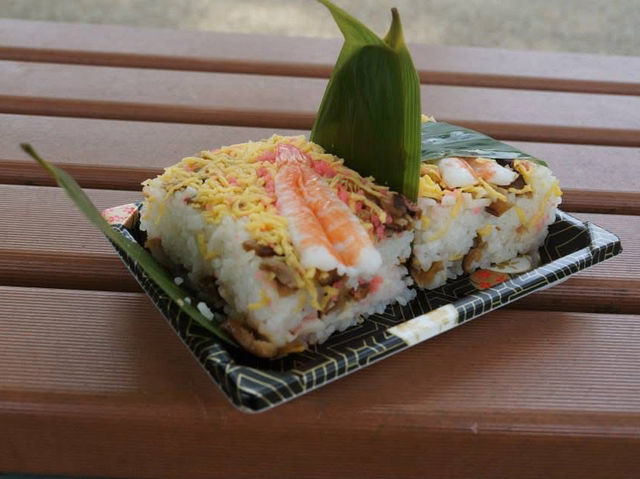 夏季的錦帶橋與岩國城