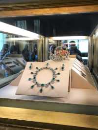 🇫🇷The stunning Jewelry collection at the Louvre🇫🇷