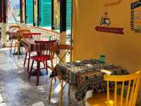 Nook Eatery-Breakfast to Burgers เว้ เวียดนาม