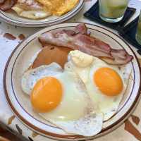Brunch Bliss at Hohokam DINER in Harajuku🍳
