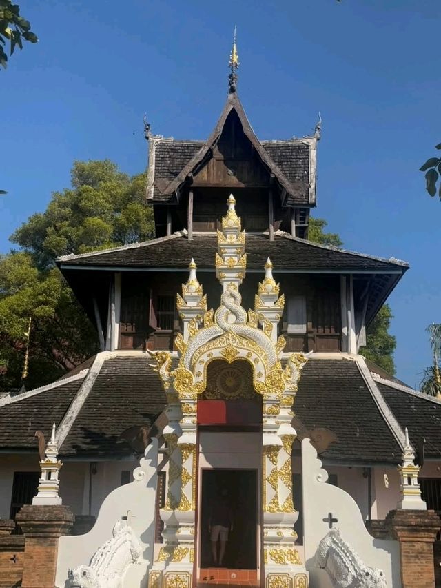 柴迪隆寺，清邁六大佛寺中最崇高、最有人氣的寺廟