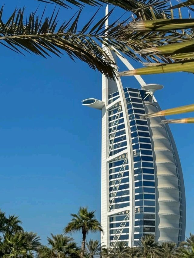 🏨 Burj Al Arab – The Ultimate Luxury Experience! 🌟