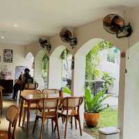 Kedai Tirai: A Culinary Retreat Beyond the Veil 