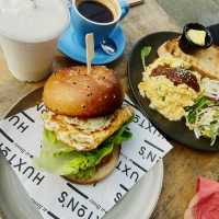 Coastal Charm at Huxtons at Bronte