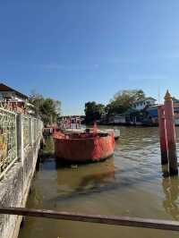 The King Taksin Shrine 
