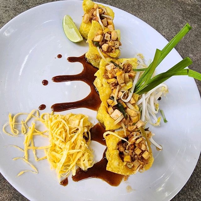 บ้านอะลาดิน ทานผัดไทย แบบ Fusion Food