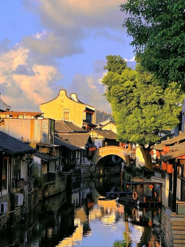 Uncover the Hidden Treasures of Xinchang Ancient Town