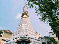 泰國曼谷市中心湄南河畔著名古跡皇家寺廟：Wat ChakkrawatRachawat Woramahawihan，適合打卡拍照📸冥想 