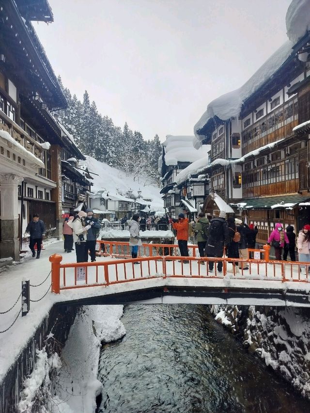 銀山溫泉