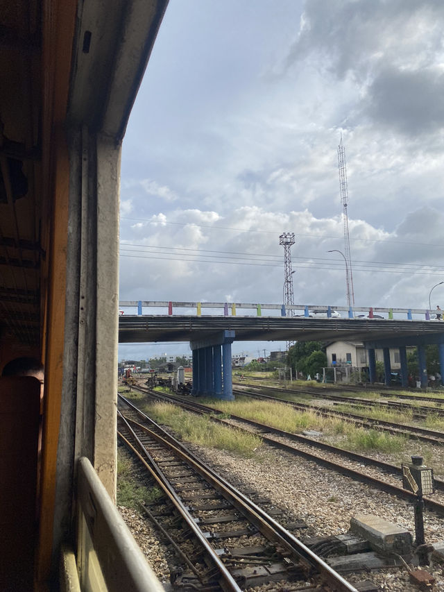 นั่งรถไฟจากพัทลุงไปหาดใหญ่
