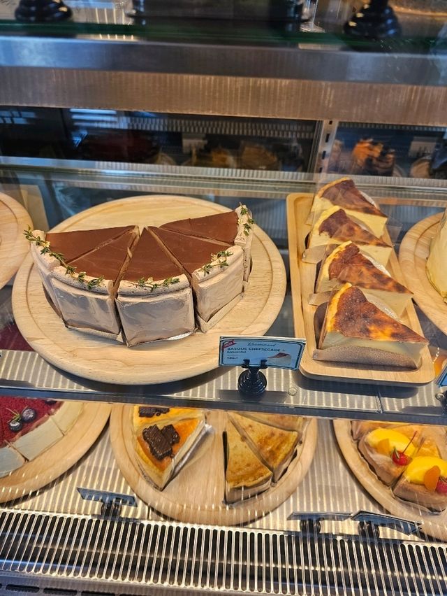 ฤดูกาล Ruedookarn Cafe & Cuisine