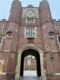 Hampton Court Palace