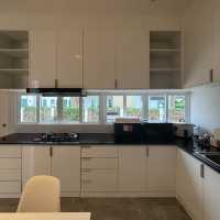 Mira Beachfront Pool Villa Cha-am