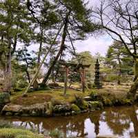 【兼六園】日本三名園のひとつ、四季折々の美しさが楽しめる