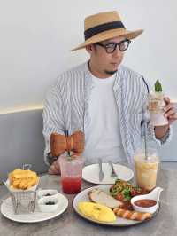 คาเฟ่ดีงามแถวถนนข้าวหลาม บางแสน 