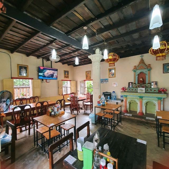 ร้านข้าวเปียกโบราณ - สกลนคร