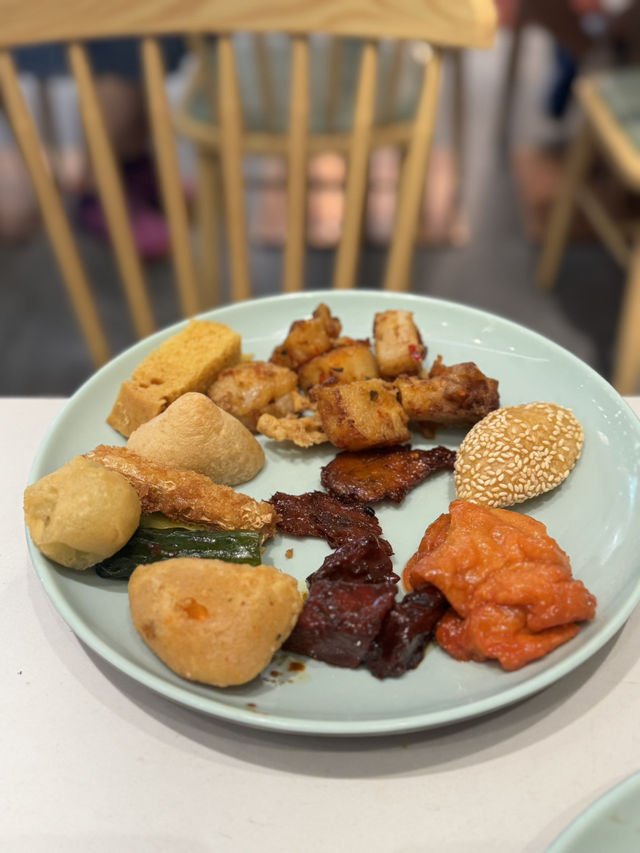 荃灣素食自助餐老字號@寶蓮素食