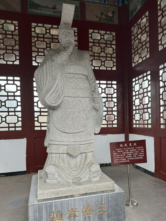A Journey Through Time: Immersive Warring States Robe Experience at Congtai Park