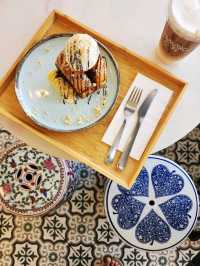 【バンコク】中華風な内装&トーストデザートがナイスなカフェ☕
