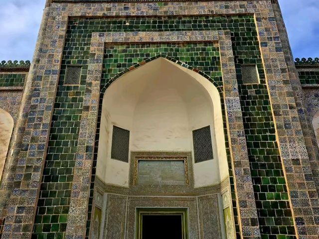 Whispers of the Silk Road: Discover Kashgar