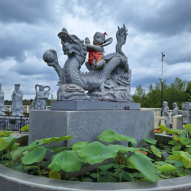 500 Lohan Temple: A Spiritual Marvel